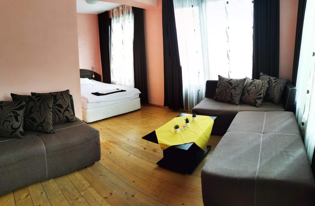 Apartments Black Horse Pamporovo Esterno foto